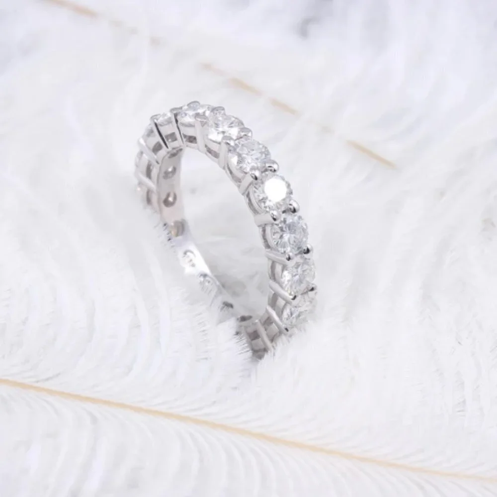 Jewelry ring eternity band round crystals sparkle sparkly beautiful elegant new